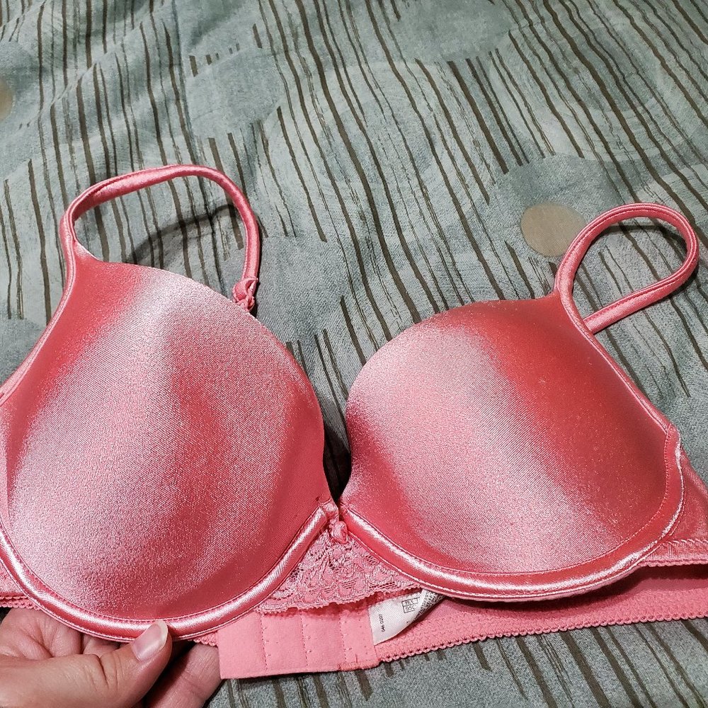 WonderBra ~ Pink ~ Size 36C